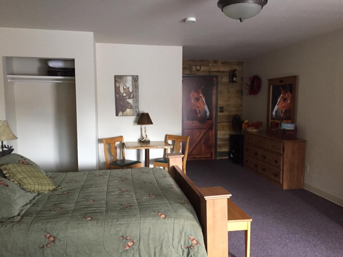 Rocky Mountain Lodge Dubois Extérieur photo